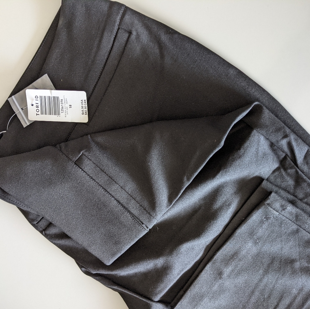 Torrid Rayon Pants👄